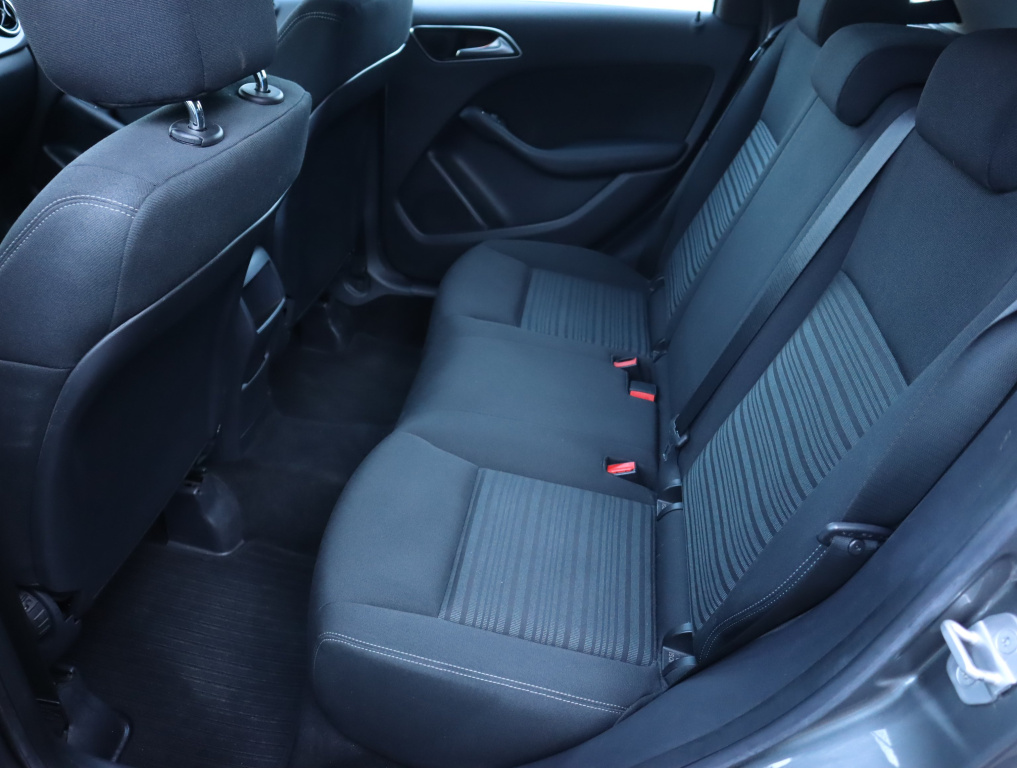 Mercedes-Benz B