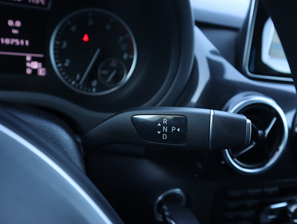 Mercedes-Benz B