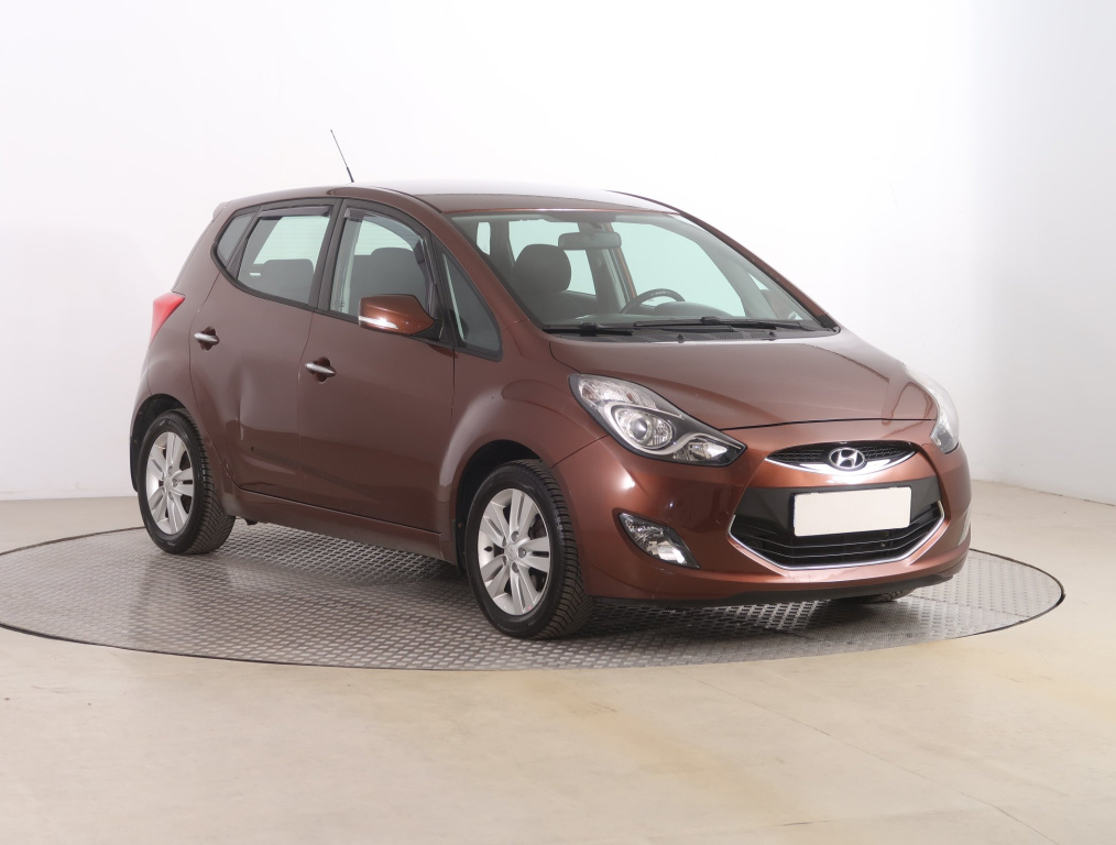 Hyundai ix20, 2012
