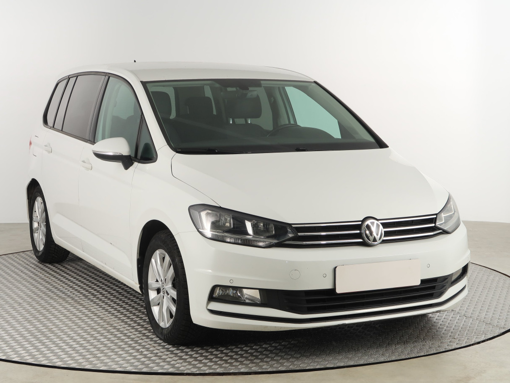 Volkswagen Touran, 2016