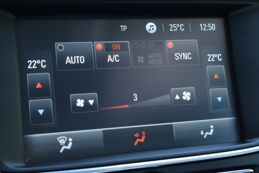 Opel Crossland, 2017