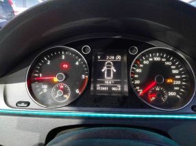 Volkswagen Passat - 2012