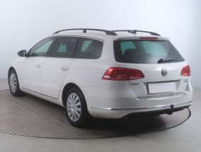 Volkswagen Passat - 2012