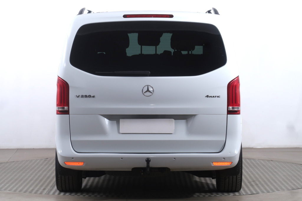 Mercedes-Benz V