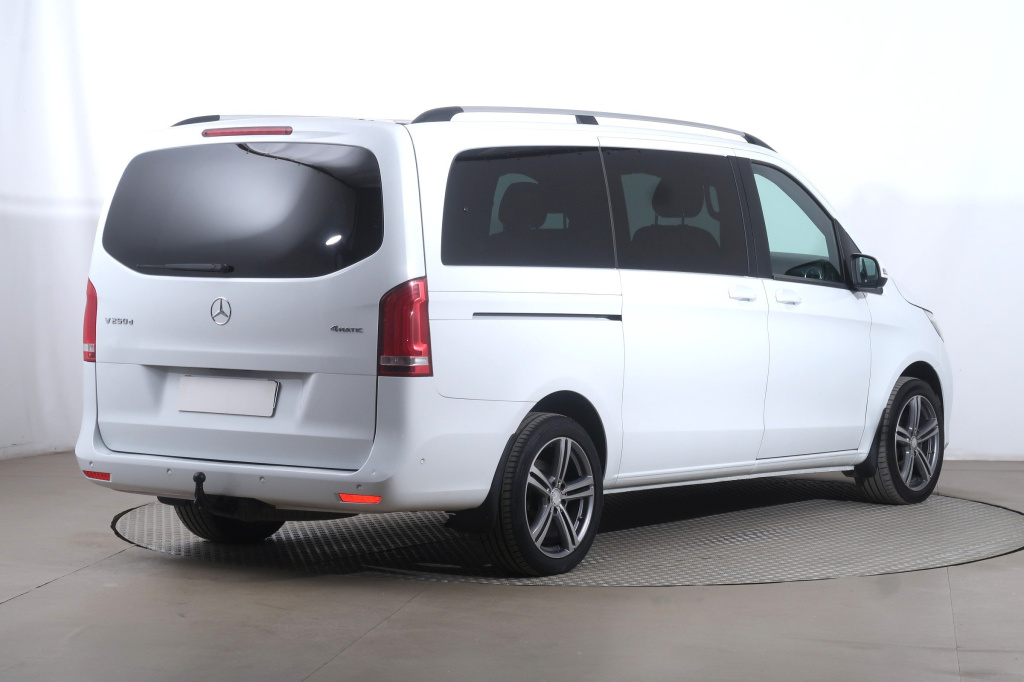 Mercedes-Benz V