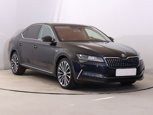 Škoda Superb 2021