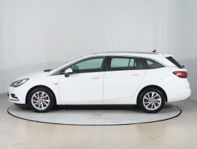 Opel Astra - 2018