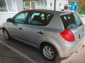 Kia Ceed - 2009