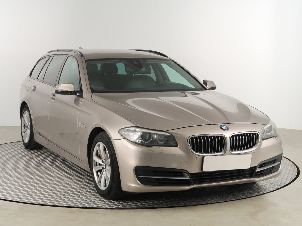 BMW 5, 2016