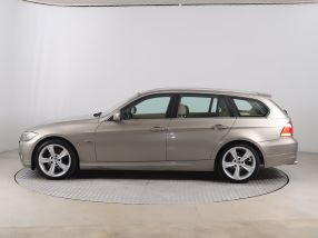 BMW 3 - 2011