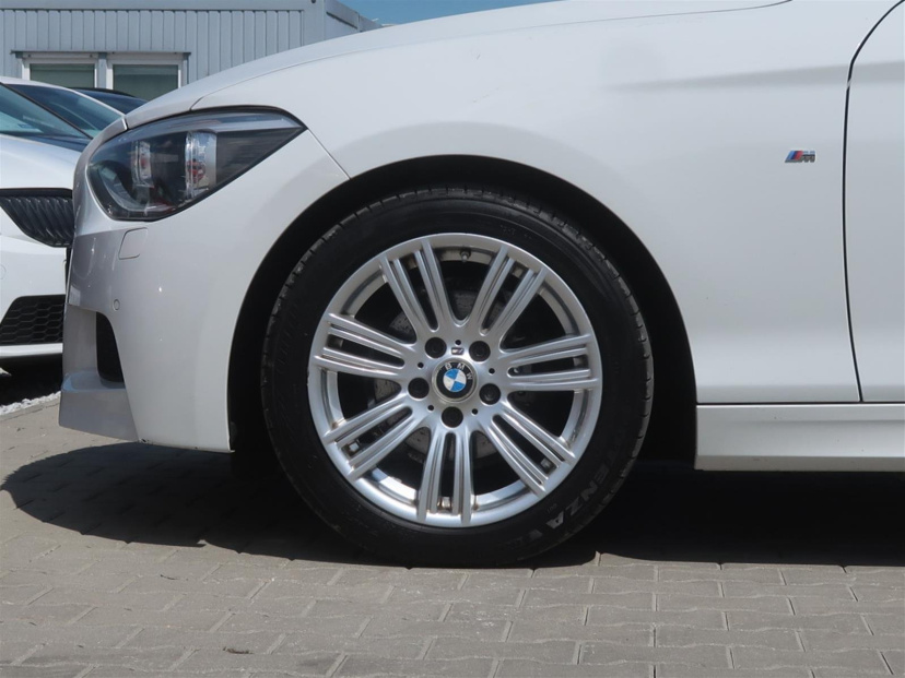 BMW 1, 2015