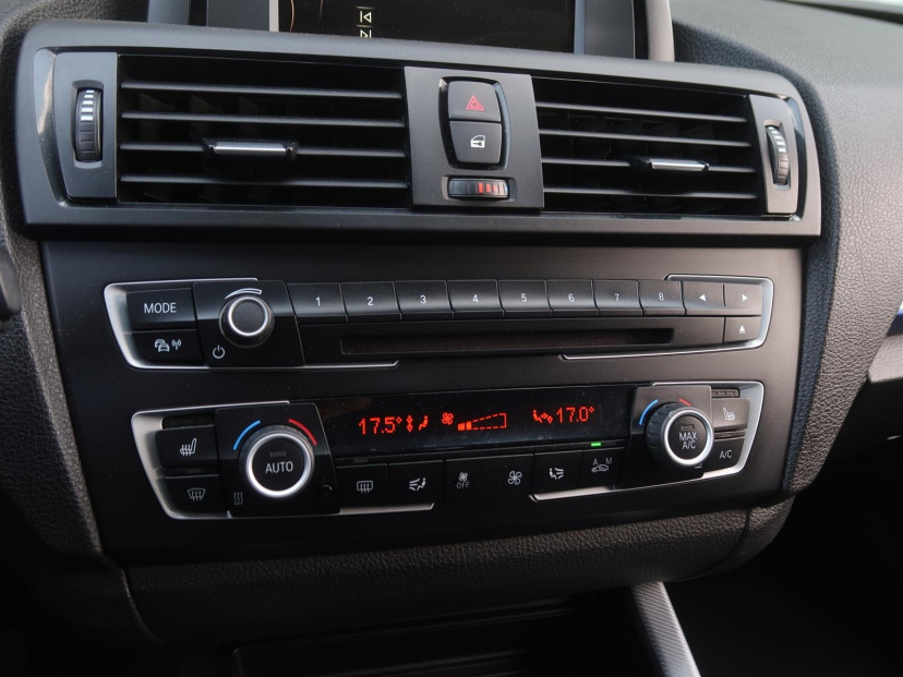 BMW 1, 2015