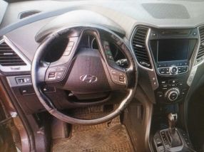 Hyundai Santa Fe - 2013
