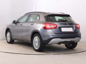 Mercedes-Benz GLA - 2019