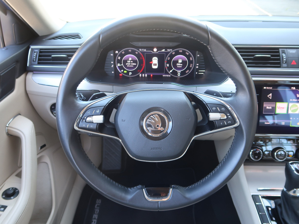 Škoda Superb