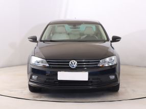 Volkswagen Jetta - 2017