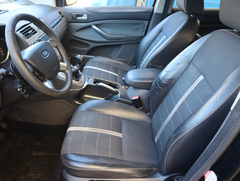 Ford Kuga, 2011