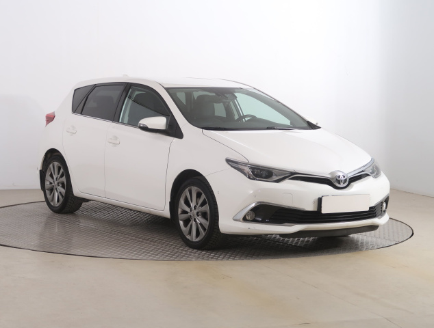 Toyota Auris 2016