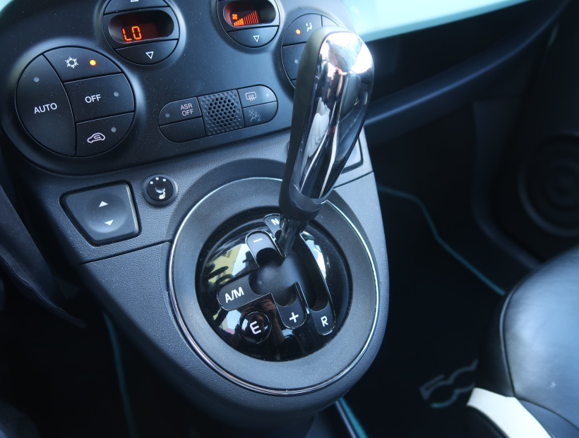 Fiat 500C, 2015