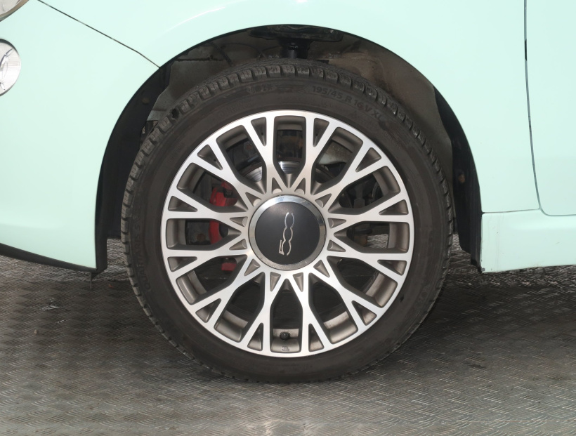 Fiat 500C, 2015