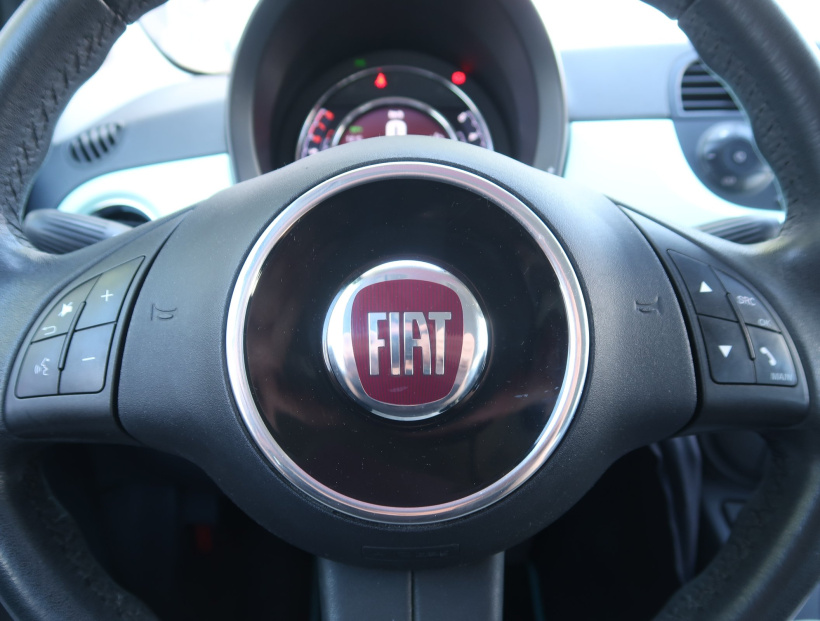 Fiat 500C, 2015