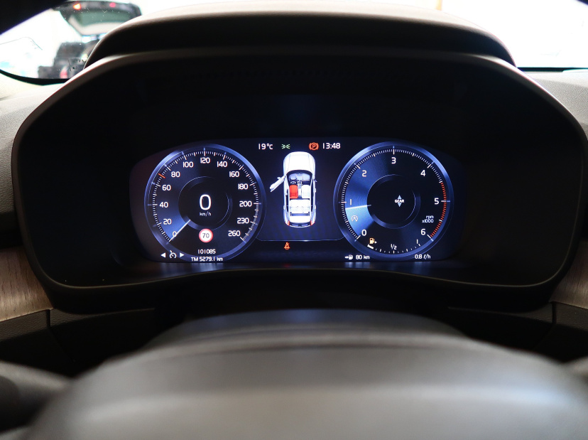 Volvo XC40, 2019