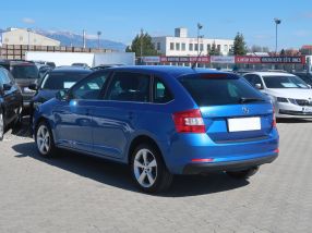 Skoda Rapid Spaceback - 2015
