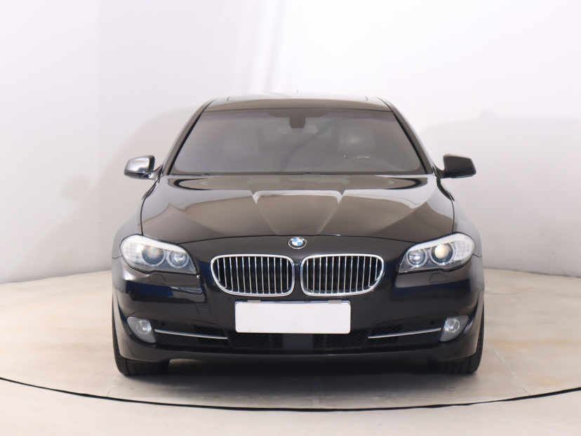 BMW 5, 2013