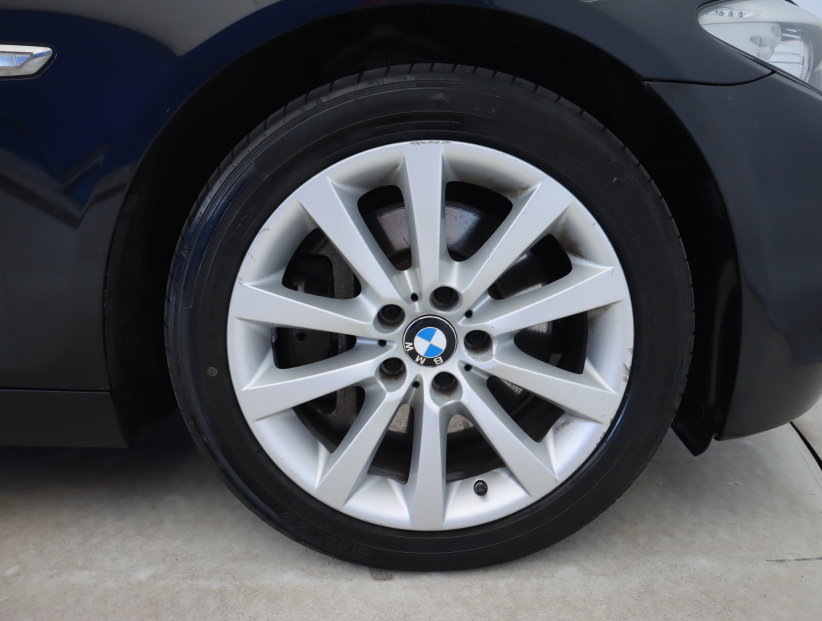BMW 5, 2013