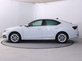 Škoda Octavia - 2021