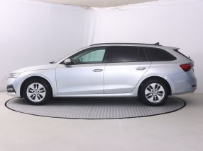 Škoda Octavia - 2021