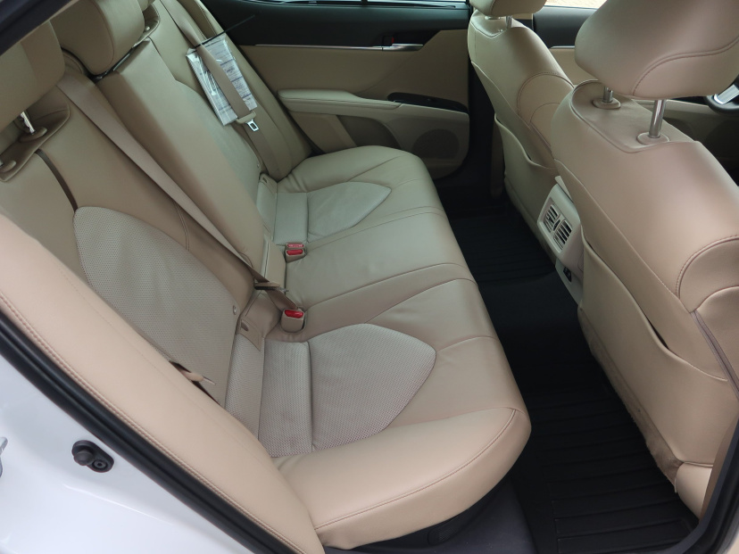 Toyota Camry, 2019