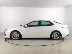 Toyota Camry - 2019