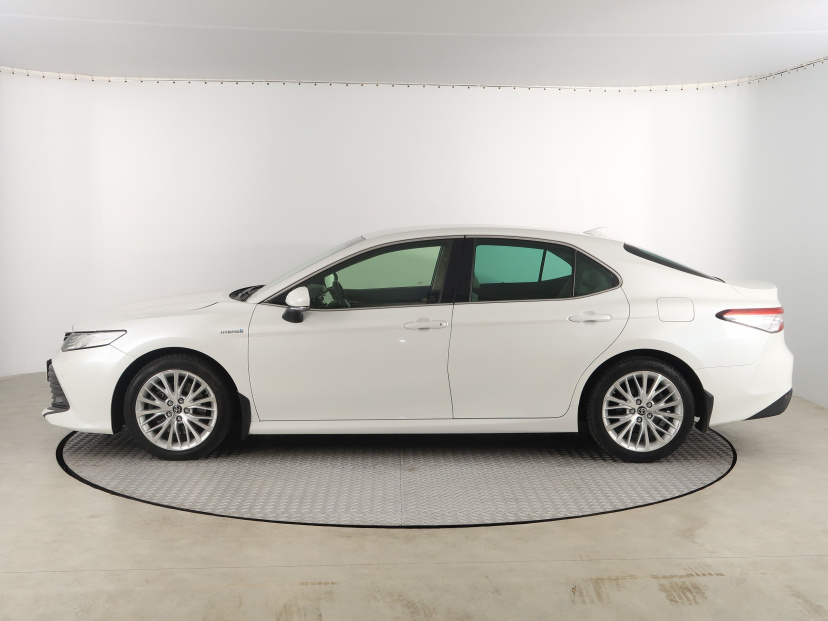 Toyota Camry, 2019