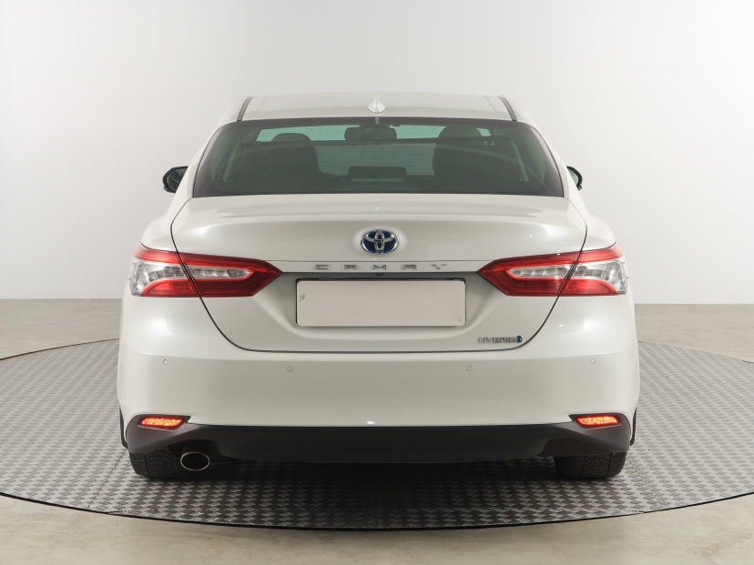 Toyota Camry, 2019