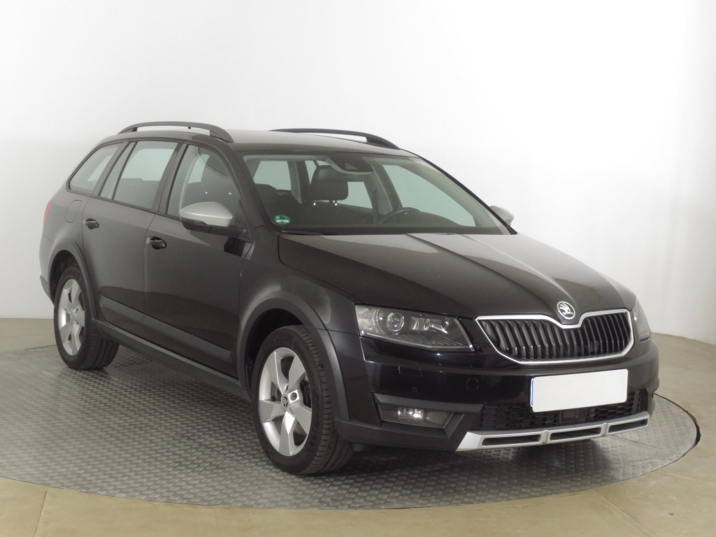 Škoda Octavia Scout, 2015