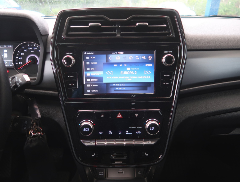Ssang Yong Tivoli Grand