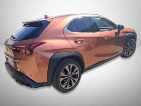 Lexus UX - 2024