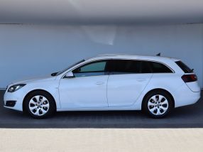 Opel Insignia - 2016
