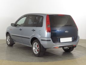 Ford Fusion - 2005