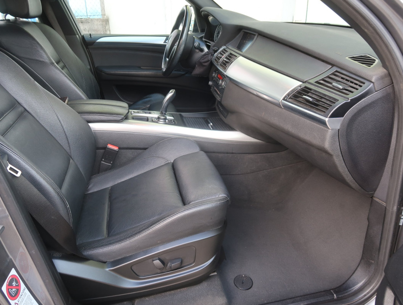 BMW X5, 2011