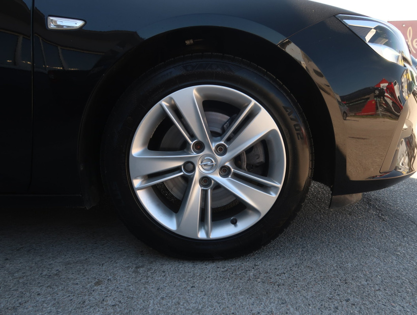 Opel Insignia, 2020