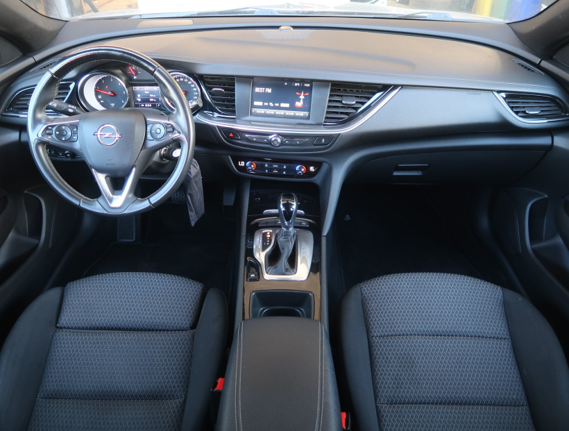 Opel Insignia, 2020