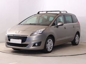 Peugeot 5008 - 2016