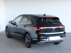 Volkswagen Golf - 2024