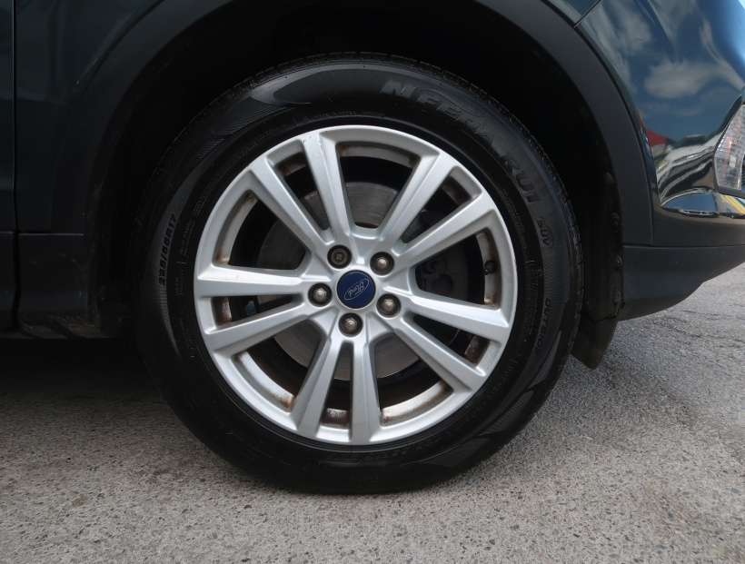 Ford Kuga, 2016
