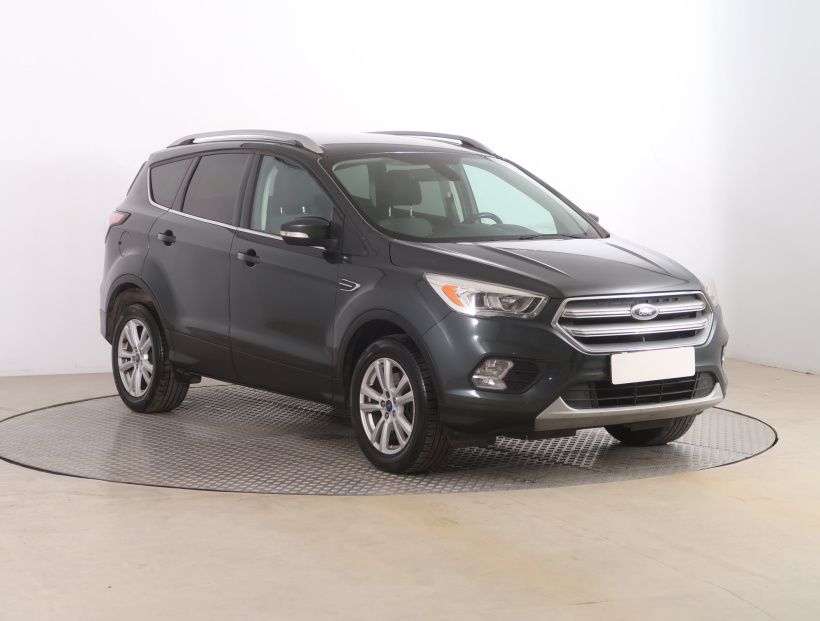 Ford Kuga, 2016