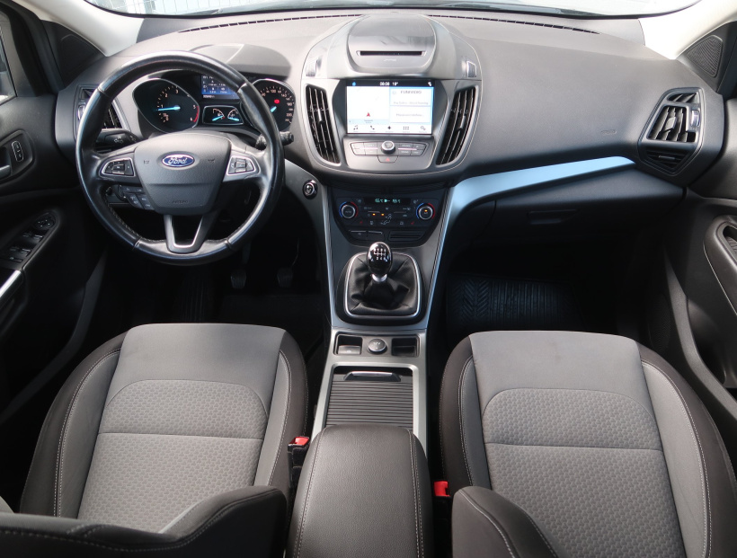 Ford Kuga, 2016