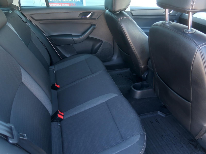 Škoda Rapid Spaceback, 2015