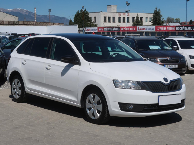 Škoda Rapid Spaceback 2015